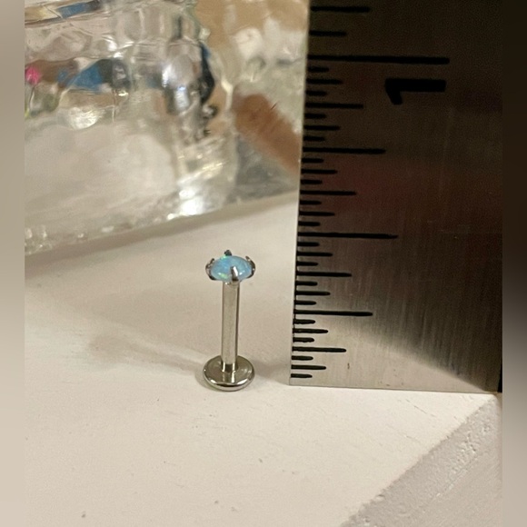 Blue opal 1Pc 16g Labret Piercing Stud NWT - Picture 5 of 8